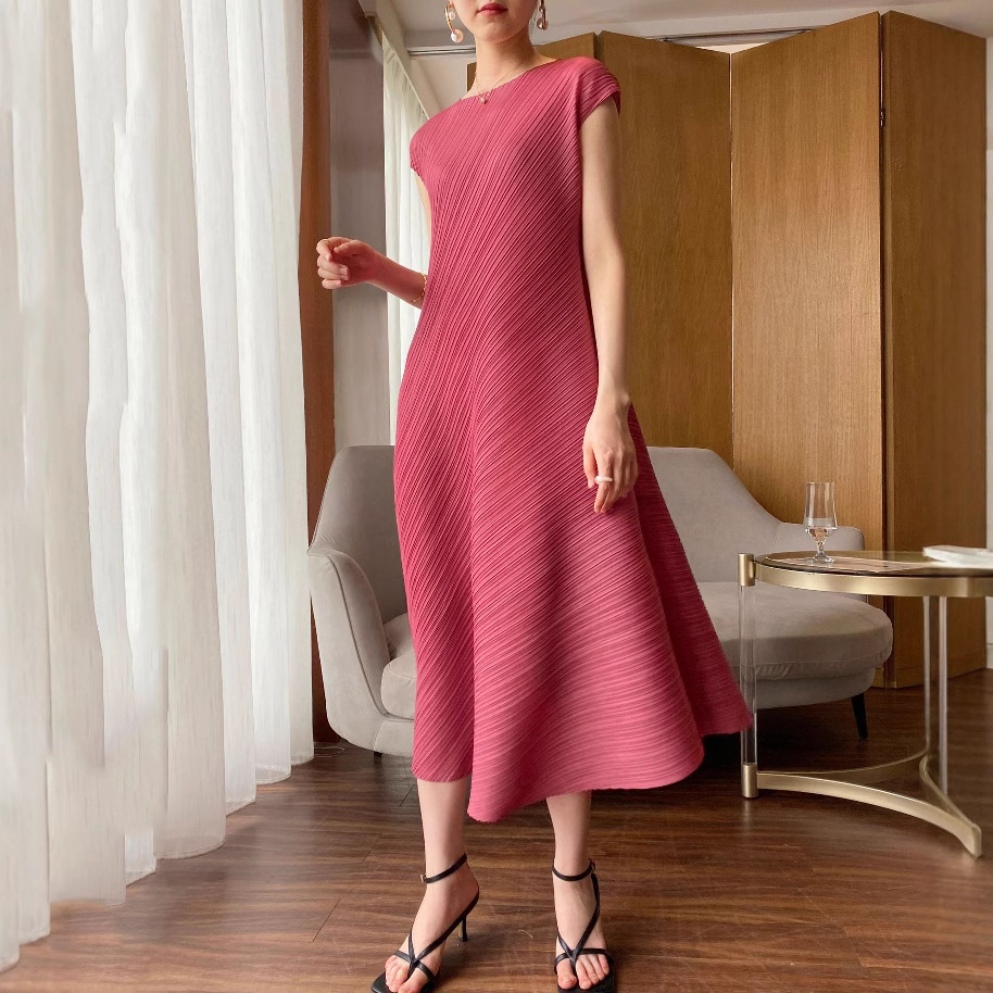 Department store quality 2025 summer new arrival Miyake high-end pleated light luxury fashion chic irregular dress