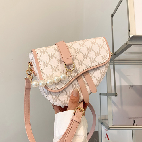 Unique Design Handbags 2024 New Women's Summer Versatile Crossbody Shoulder and Underarm Bags Fashion Saddle Bags