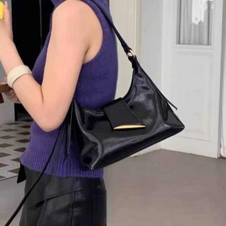 Small underarm bag, shoulder bag, high-quality style