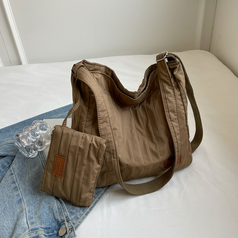 Borsa a tracolla donna in nylon borsetta leggera e casual_voghion.com