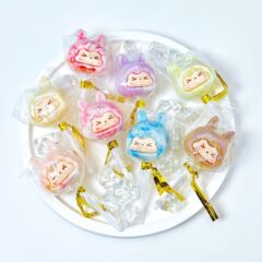 電気めっき多色kikiアメのままごとはdiy樹脂アクセサリーのキーホルダーのアイデアの材料を遊んでいます。