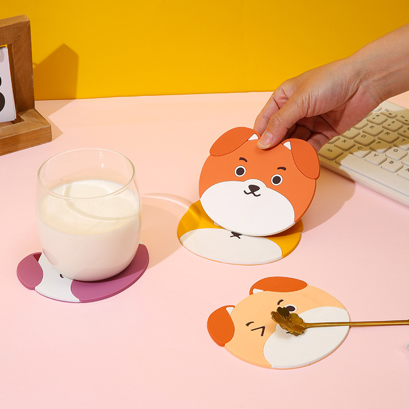 New Cute Dog Head Coaster Cartoon Dog Expression Silicone Mat Heat Insulation Non-Slip Anti-Scalding Water Coaster Dining Mat