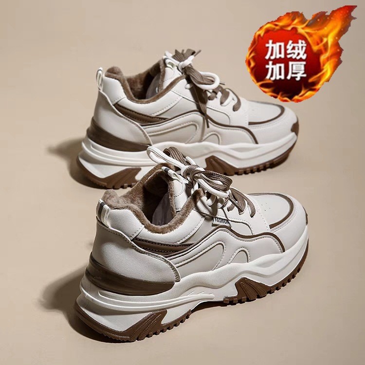 Zapatos de papá para mujeres 2025 nuevos zapatos de algodón calientes de invierno para mujeres zapatos deportivos casuales de suela gruesa