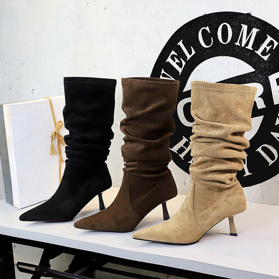 Overknee laarzen met naaldhak voor dames met geplooid design_voghion.com