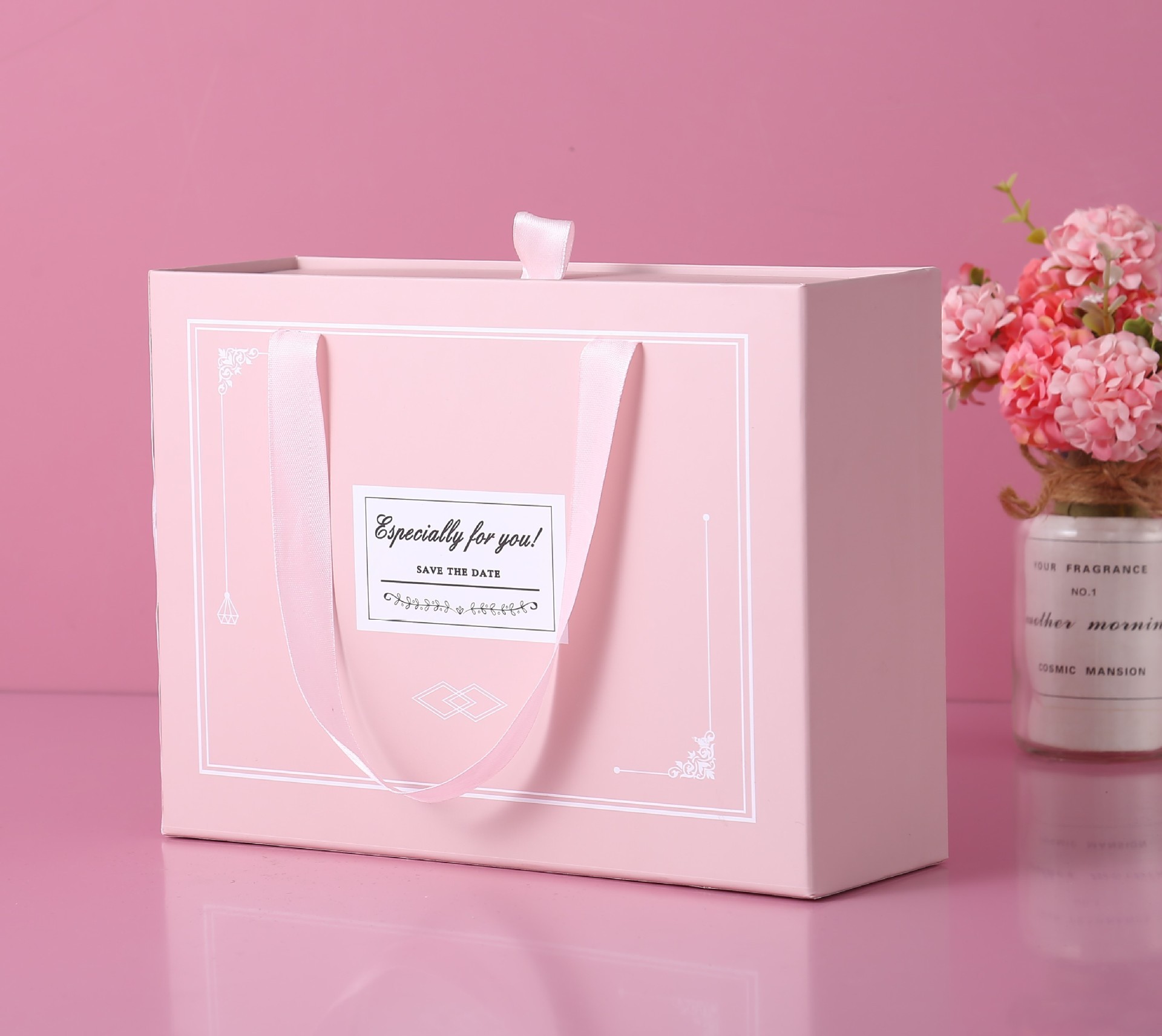 Caja de regalo con diseño degradado, pequeña y fresca, para el Día de San Valentín, caja de embalaje de cartón, venta al por mayor