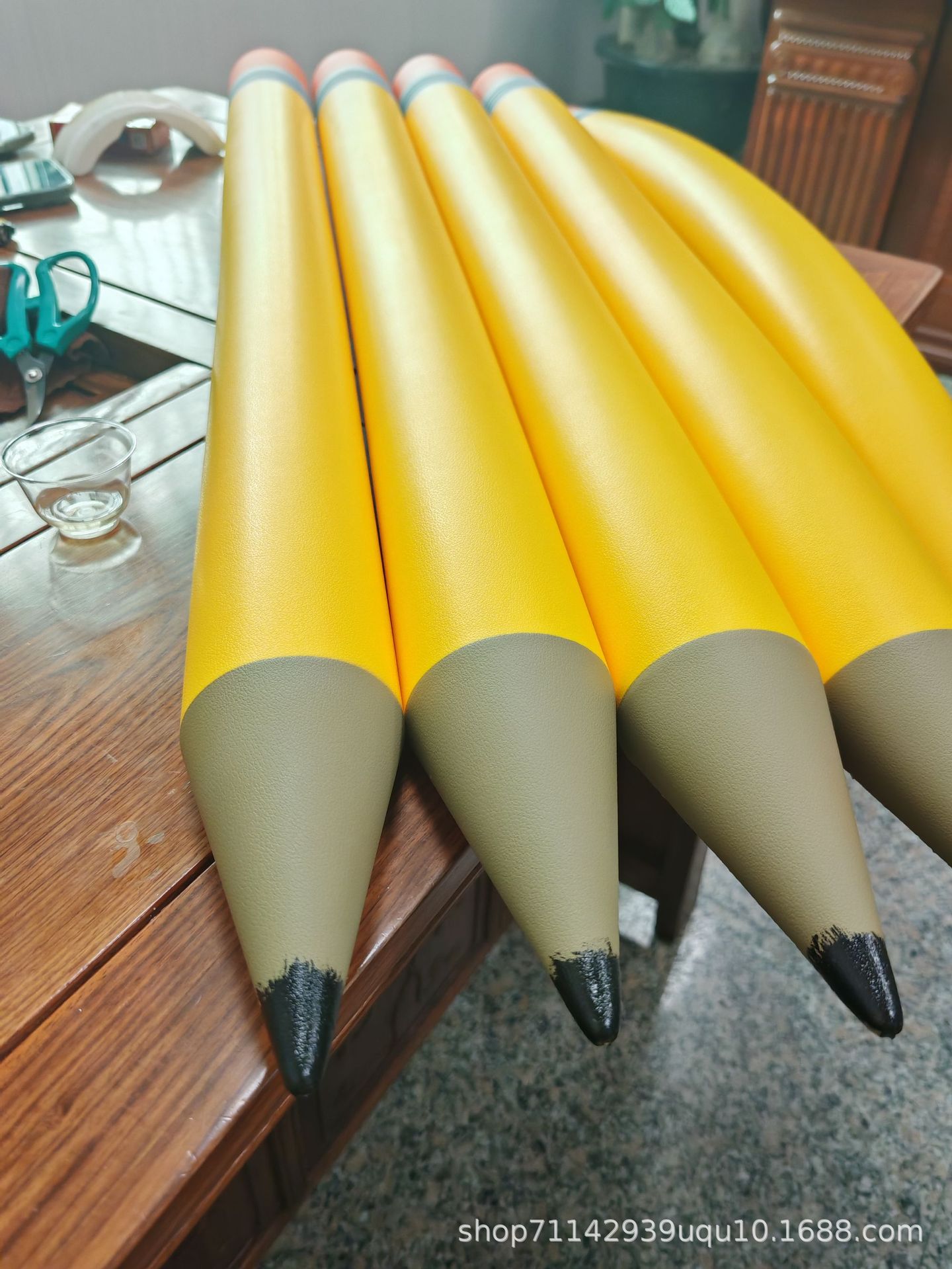 In-Stock Pu Anti-Collision Strips Corner Guards Soft Edge Protection Strips Buffer Anti-Collision Industrial Black and Yellow Warning Self-Adhesive No Drilling Required