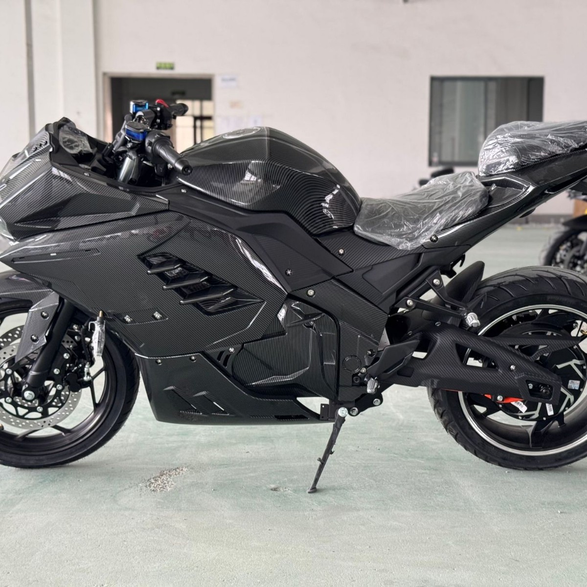 Motorcycle, sports bike, street bike, Jiaolong Ninja, central motor, Firetooth 8000W motor, racing bike, exported to Russia