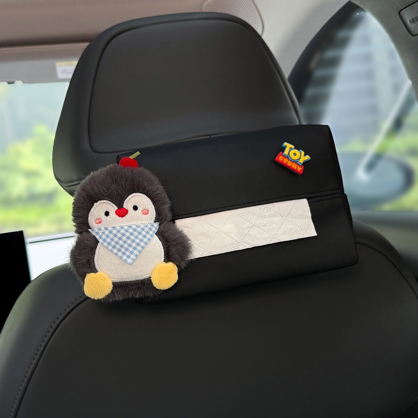 2026 New Car Tissue Box for Front and Rear Seats, Headrest Hanging Tissue Bag, Cute Penguin Design for Women