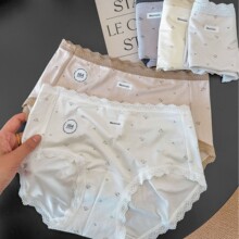 9551����ˣ����С�黨˳���׷�Ī����Ů�ڿ� �ļ�����������10A
