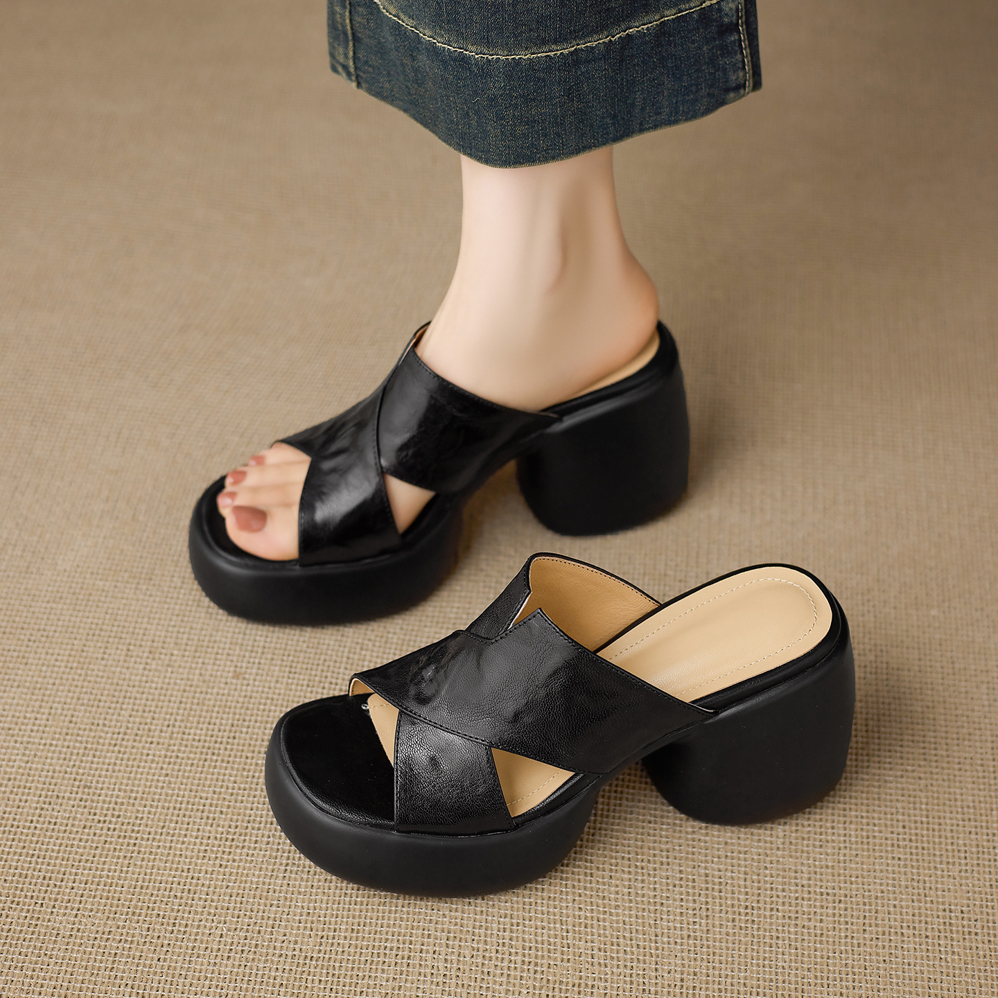 Sandal cao gót nữ quai chéo hở mũi đế platform đế dày gót 9 cm — màu đen, màu trắng ngà