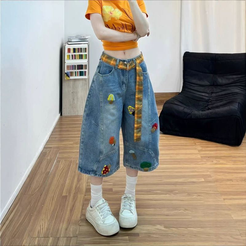 American-style embroidered cropped jeans for women, summer denim cropped pants, loose and slimming cropped pants for girls, thin summer style American-style embroidered cropped jeans for women, summer denim cropped pants, loose and slimming cropped pants for girls, thin summer style