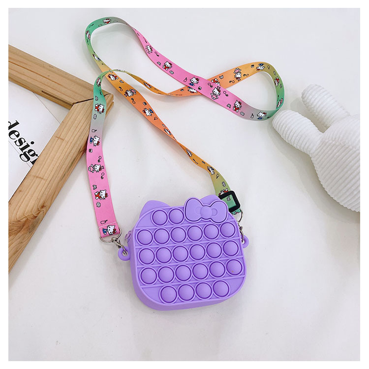 Children's Silicone Bag 2021 New Creative Decompression Small Bag Coin Purse Candy Color Messenger Bag display picture 1