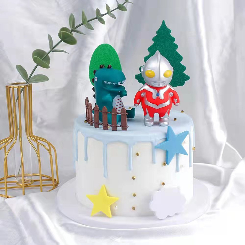 Head Rotatable Q Version Salted Egg Superman Beating Monster Hero Children's Baby's Birthday Cake Decoration Toy