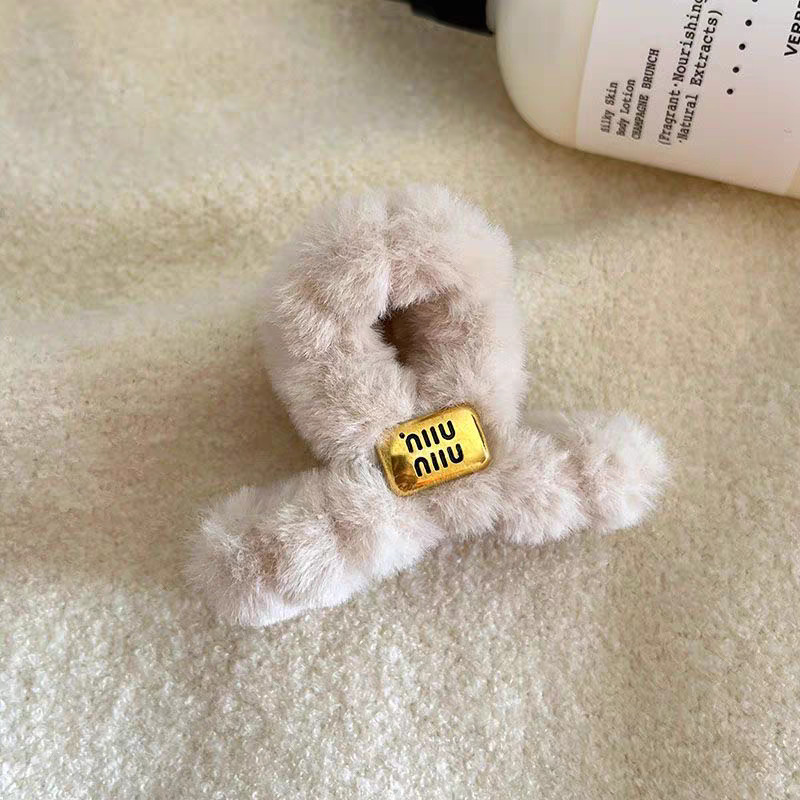 30#Medium beige plush letter gold plated charm, approximately 8cm