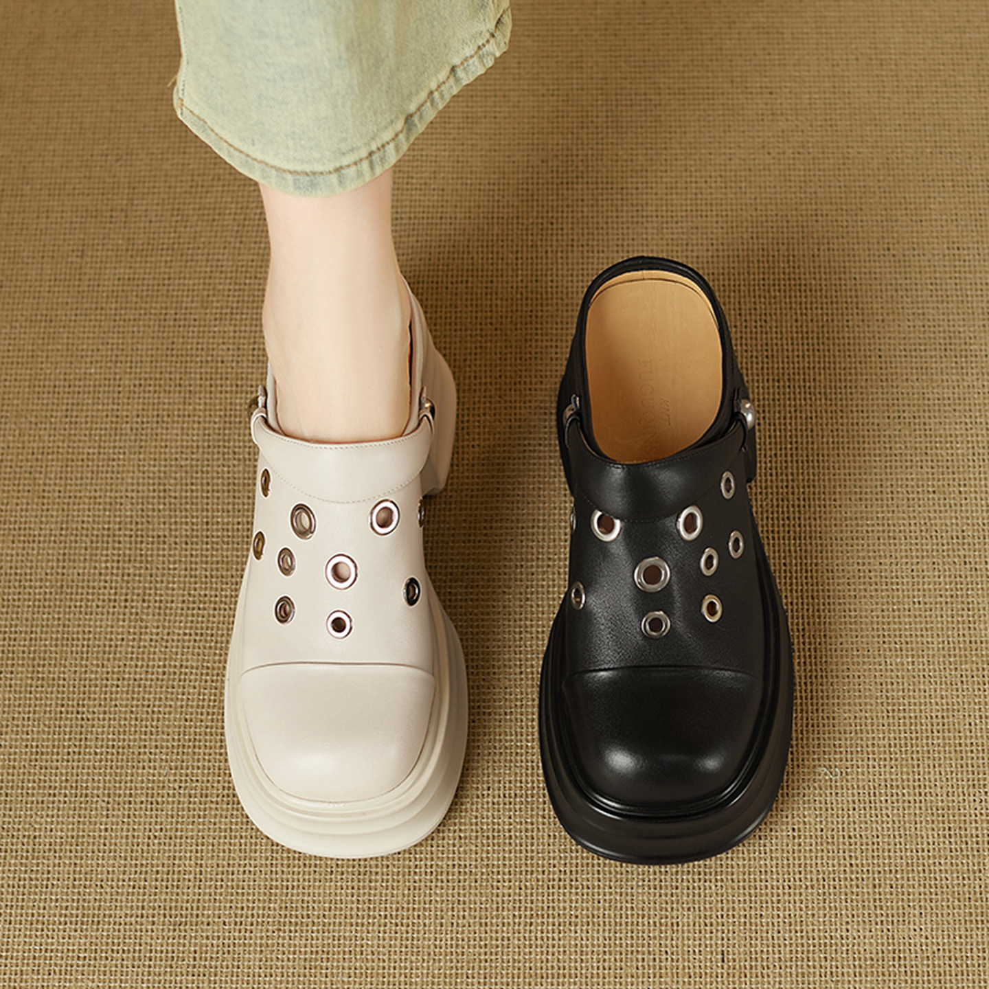 Dép sandal nữ mũi nhọn quai chữ V đế dày gót cao 9 cm — màu trắng ngà