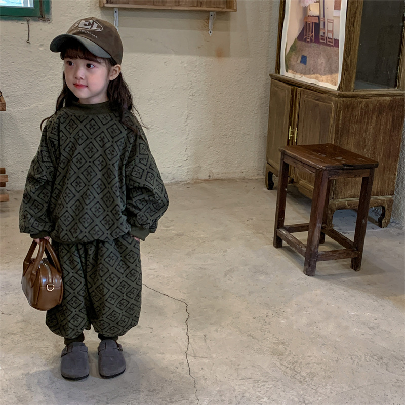 Suéter de pana de felpa para niños y niñas, conjunto de pantalones bombachos gruesos de dos piezas, invierno, 2023_voghion.com