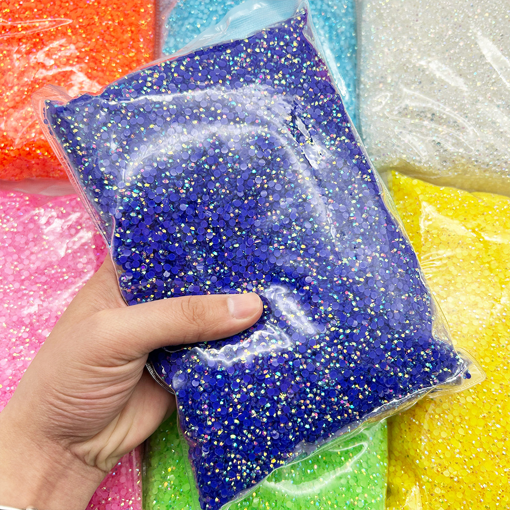 Nueva resina de color al por mayor, diamantes de imitación de fondo plano, acrílico, uñas, joyas de diamantes autoadhesivas, diamantes decorativos de bricolaje