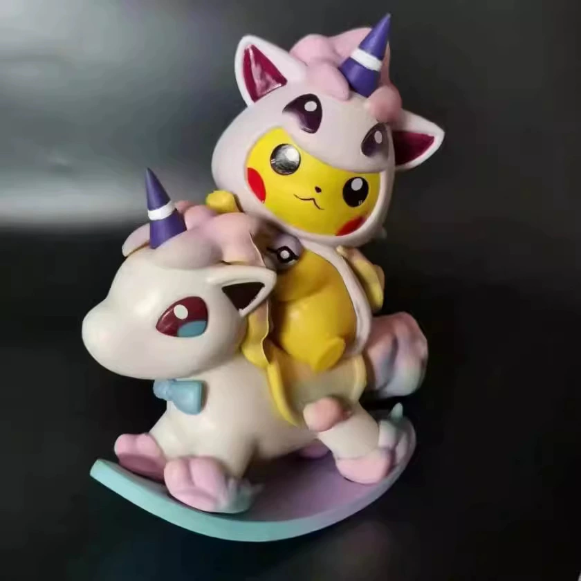 Коллекционная фигурка Pokemon Pikachu Q‑версии в костюме единорога, около 12 см