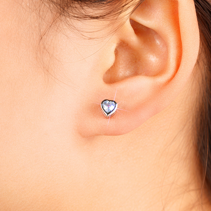 3g Weight Copper Ear Needle Material Ear Studs Classification 1 Pair Quantity Daily, Street Occasion Copper Material Heart Shape Pattern All Seasons Season Women's Gender Sweet Style 1 Pair Sweet Heart Shape Copper Ear Studs 16