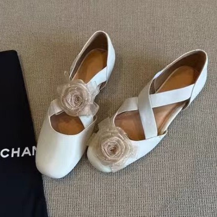 圆头玫瑰花朵玛丽珍鞋女2025年新款甜美气质百搭休闲浅口平底单鞋