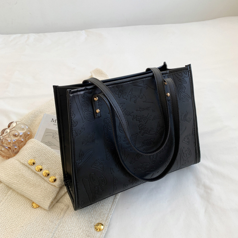 Bolsa de gran capacidad para mujeres otoño / invierno 2022 nueva moda de moda simple atmósfera bolsa de viaje de hombro japonesa bolsa especial