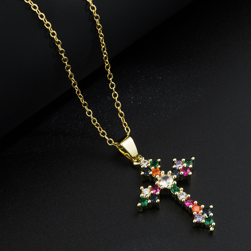 Fashion Copper-Plated Gold Inlaid Color Zircon Pendant Ornaments Necklace