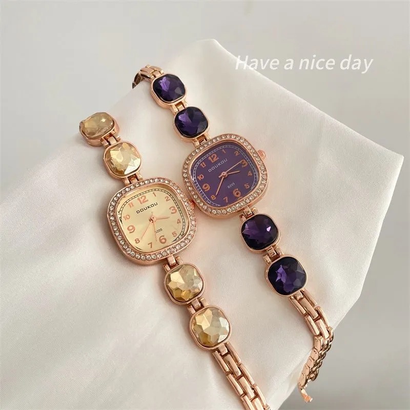 Bracelet Watch Female Ins Hong Kong Style College Student French Niche Simple High-End Diamond Square Exquisite Small Dial