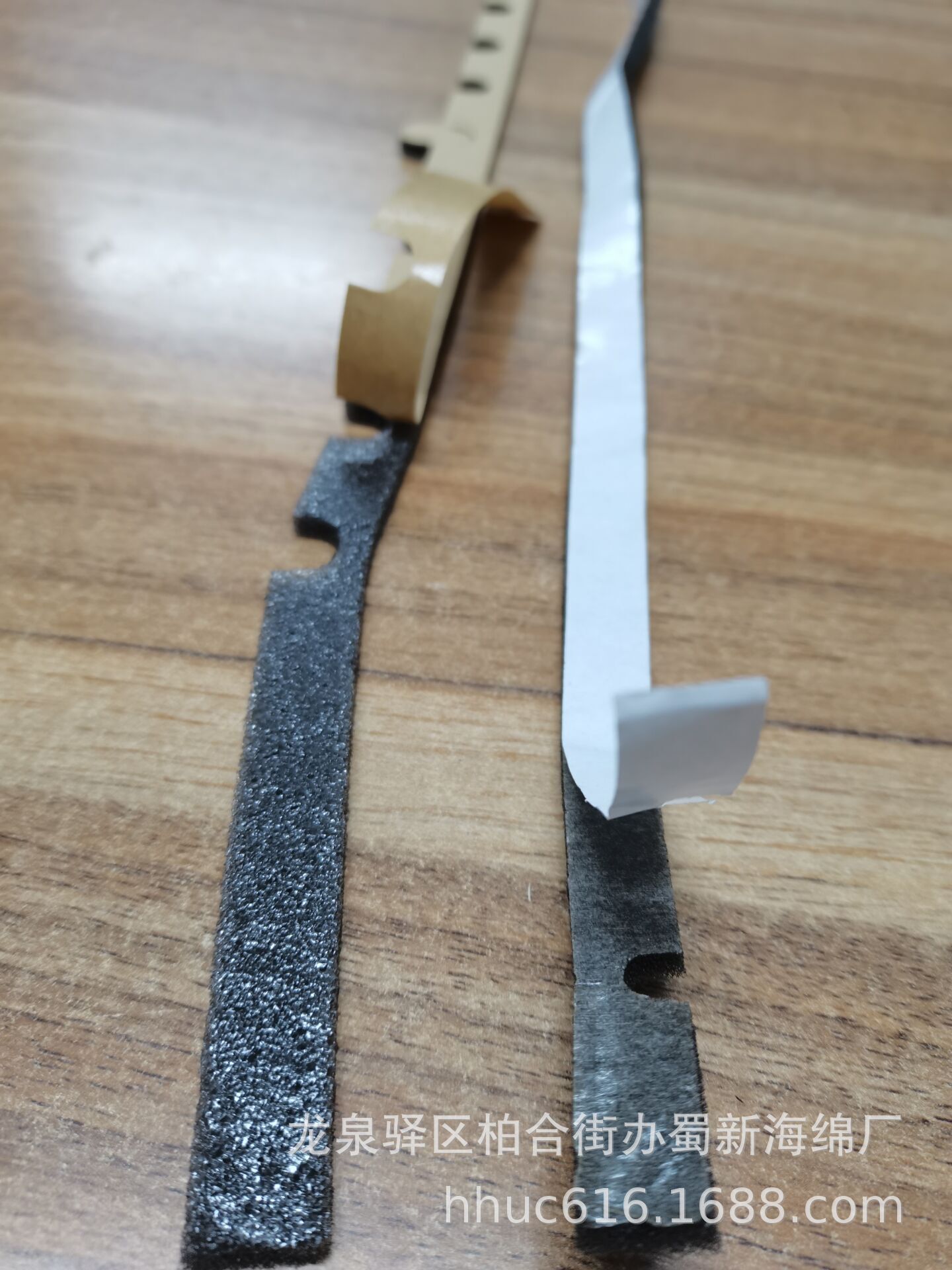 供应自粘降噪防尘海绵条/带胶密封防撞海绵条/仪器密封减震海绵条