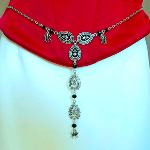 Overseas ebay sells European and American Gothic witchcraft spider web witch belt chain Spider black crystal pagan body chain