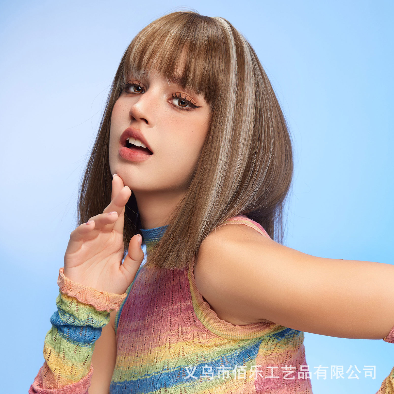 New wig with neat bangs, brown and golden interbody color, short straight wave head, bobo, natural daily high-temperature fiber wigs