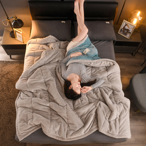 加厚保暖牛奶绒毛毯卧室盖毯沙发午休毯空调绒毯双人毯被子