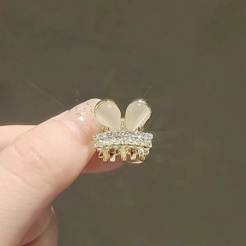 Metal crab pin, hairgrip, Korean bangs, cat's eye