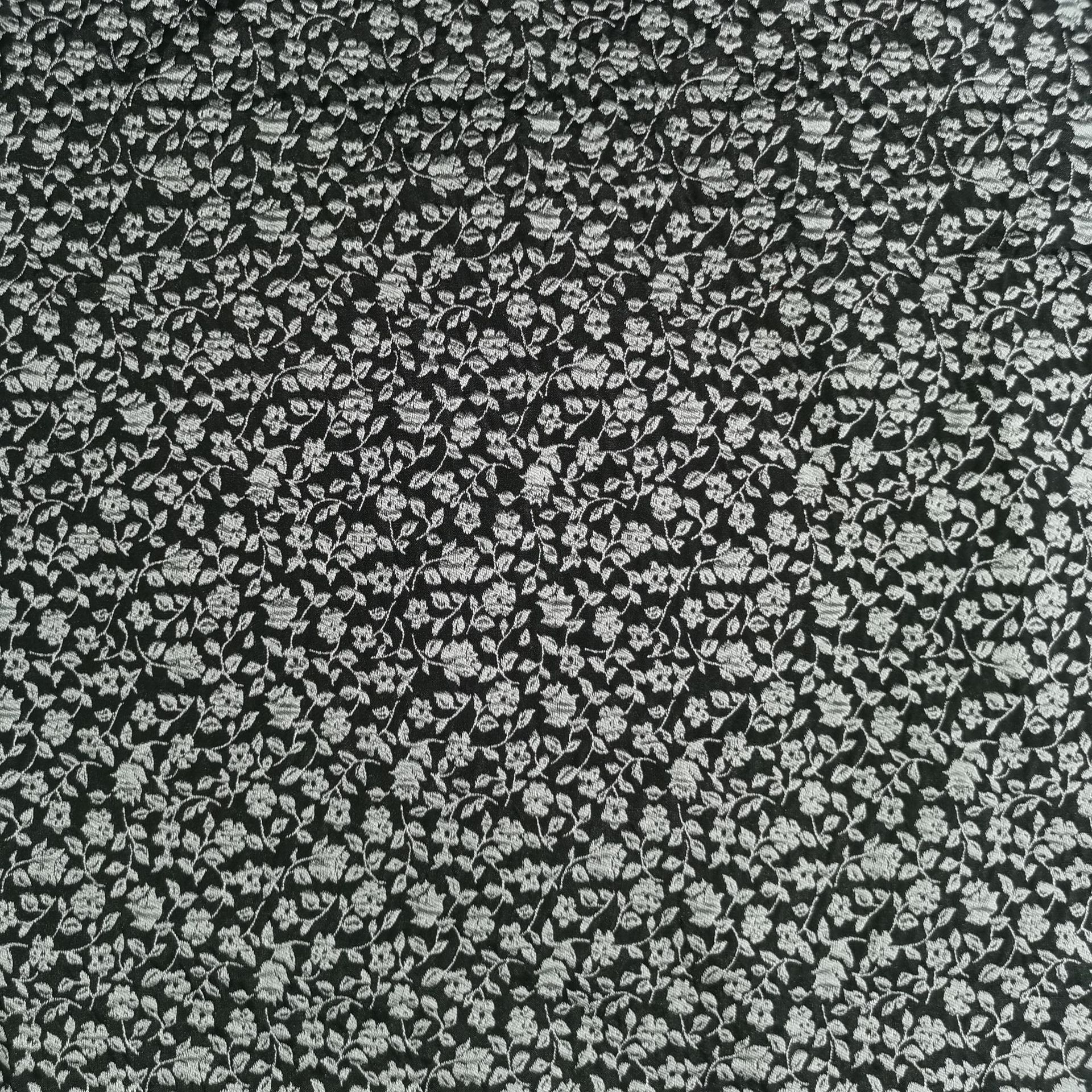 新款梭织色织提花面料  女装连衣裙时装服装面料  工厂直销