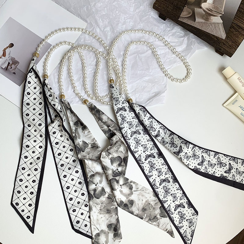 Pequeña bufandas para mujeres de verano 2025 collar de perlas retrógrado francés con bufandas de seda collar decoración clavícula variable correa