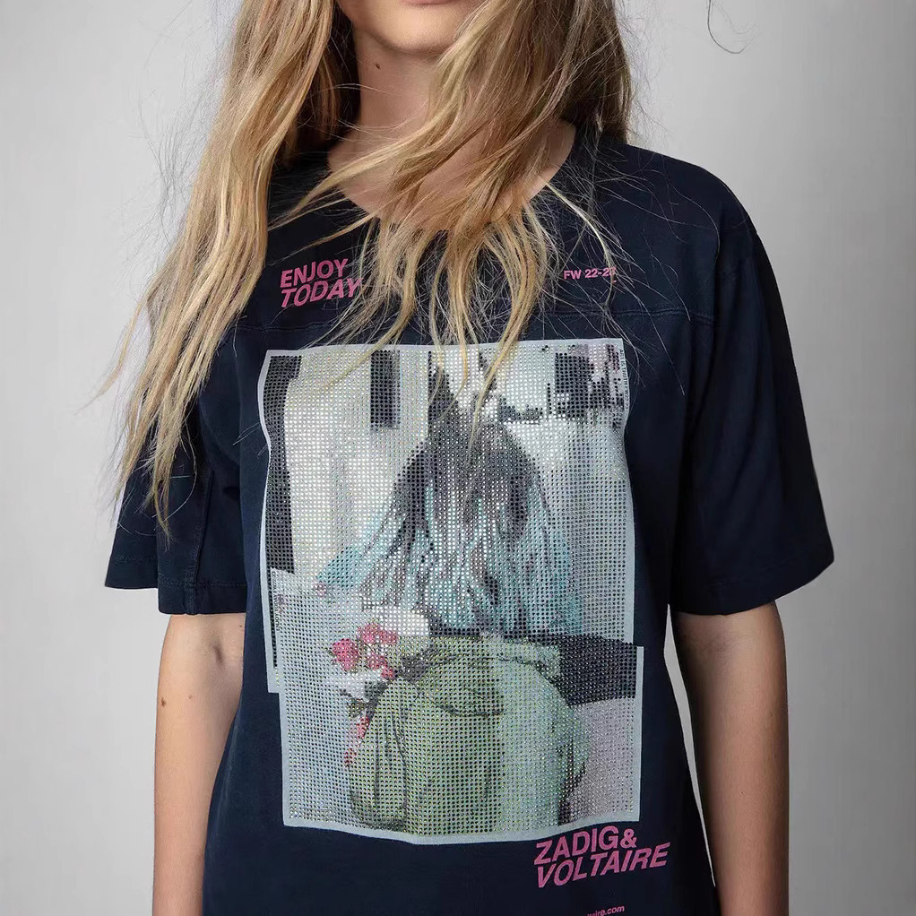 23夏季新款法国小众ZV女孩白墨数码印花烫钻拼接弧形宽松短袖T恤