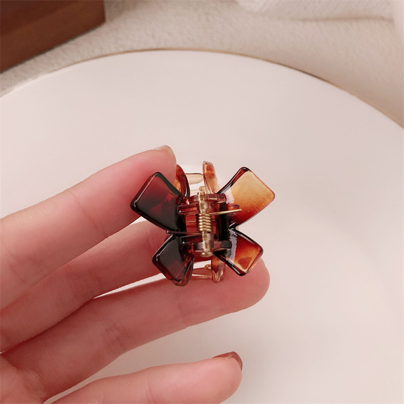 Pequeña mariposa de cabello de mitad de cabello pequeño raspado tocado de cabello de mujer nuevo clip de cabello de alta calidad detrás del cerebro clip de cabello de pez adornamiento para el cabello