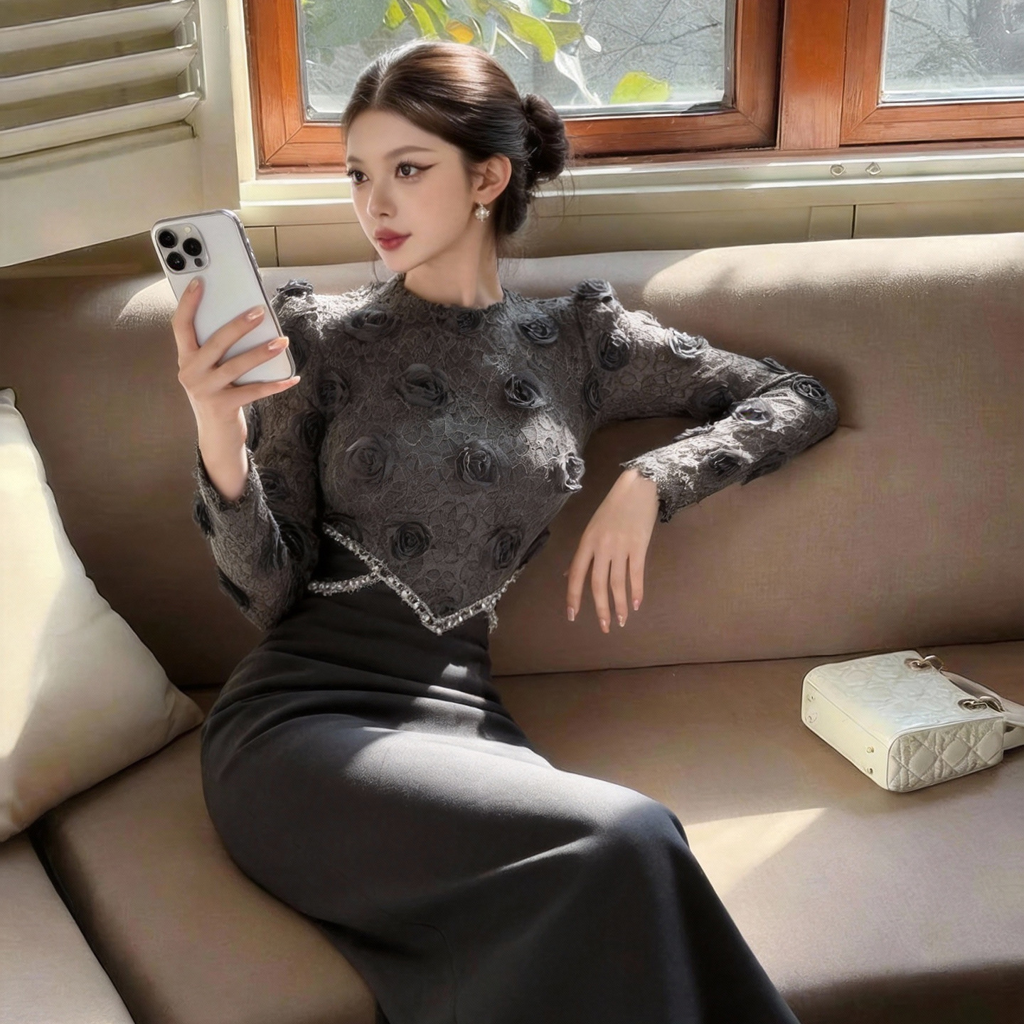Đầm ôm body nữ tay dài thiết kế hoa nổi ghép mảnh phong cách Pháp — Graphite hoa mưa