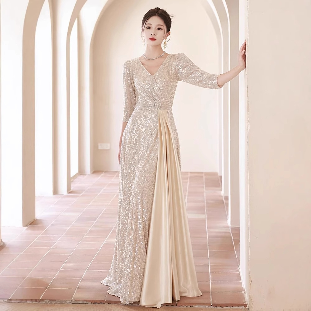 Champagne-Colored Evening Dress for Women 2026 New Style High-End Elegant Light Luxury Niche Classy Host Sequin Performance Dress
