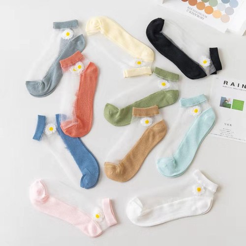 Korean version of Little Daisy short stockings for women in summer thin breathable crystal socks shallow mouth boat socks transparent invisible women's socks trendy men