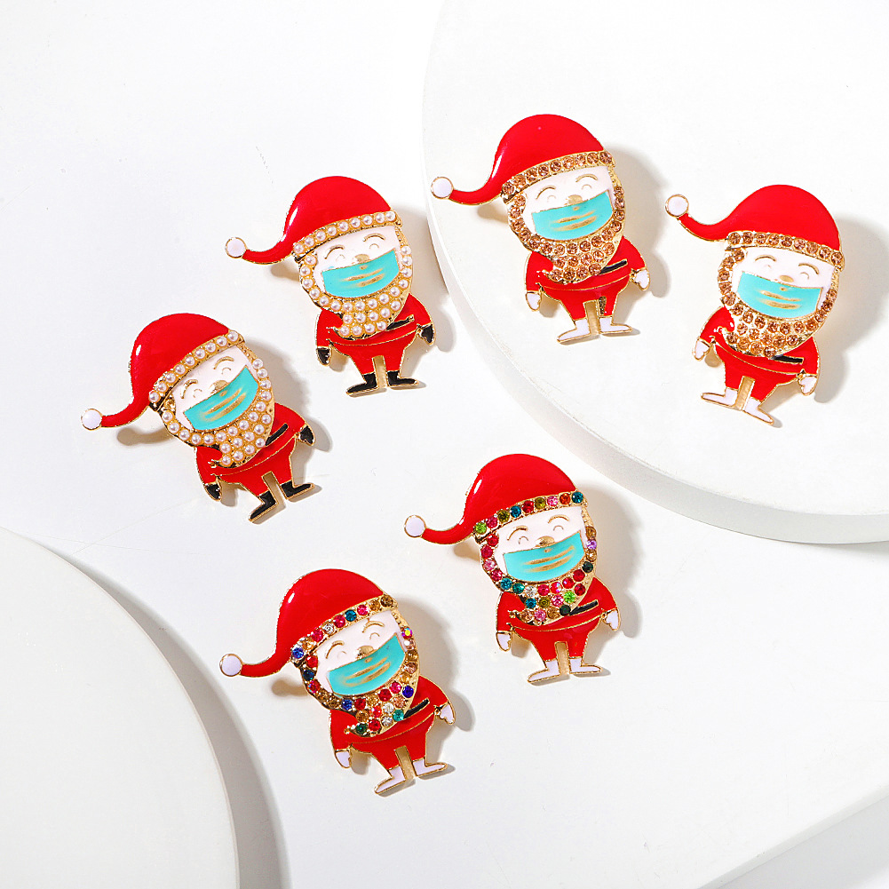 Neue Beliebte Weihnachtsmann Ohrringe Legierung Strass Cartoon Ohrringe Modeaccessoires display picture 5