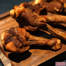 客迁香辣鸡翅零食风干烤翅根梅州盐焗鸡爪香辣锁骨鸭脖子鸭翅中泡