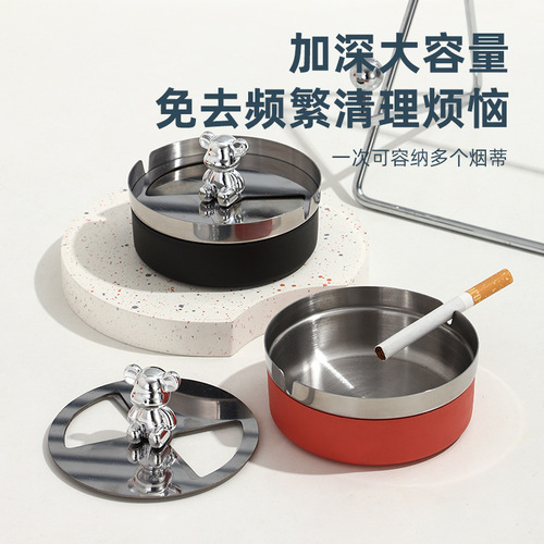 Small Bear Ashtray with High-End Design, Cover, Anti-Dust, Bar, Restaurant, Rotating Ashtray for Office