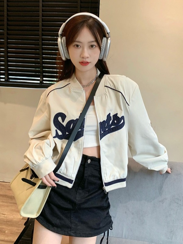 アメリカのカジュアルな野球服のコートの女性の小さい子供の春秋のタイプのギャル風のパイロットのジャケットの短い上着の秋|undefined