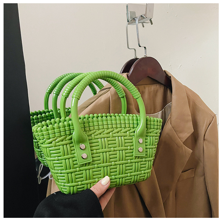 2025 New trendy and versatile crossbody mini vegetable basket jelly bag, fashionable hand-held woven bag, mini tote women's bag undefined
