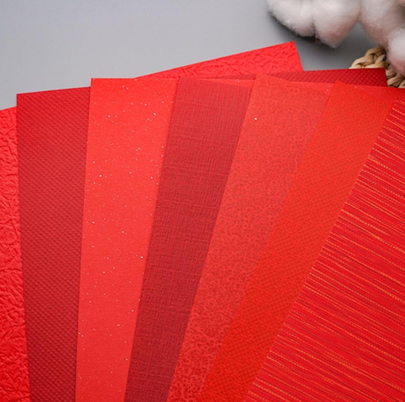 Papel especial rojo