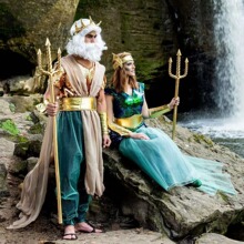 �������b�����f�}�����b���x�˳�����Ů�ݳ����Ϸ��b��ɫ����