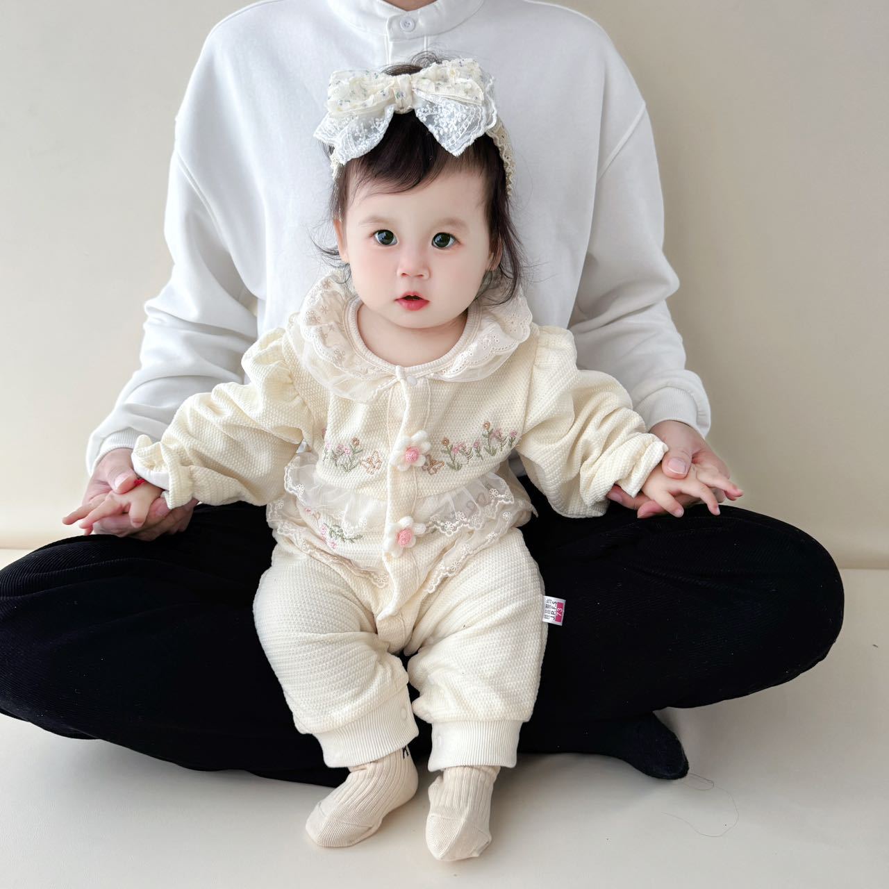 Primavera y otoño nuevo estilo coreano bebé princesa estilo estilo occidental mamelero de una pieza con capucha vestido de cien días de luna llena para niñas