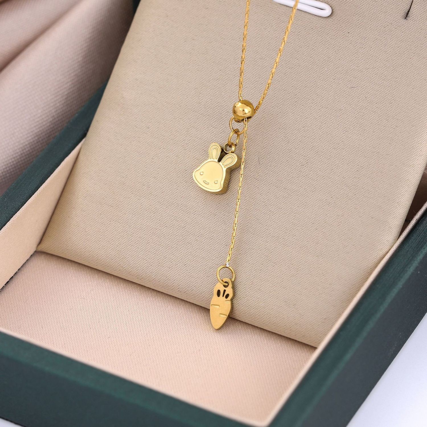通体钛钢  小兔子胡萝卜抽拉精致项链女高级感项链小众简约气质