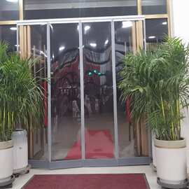 推拉移动平移透明磁吸pvc滑动自吸软门帘超市保暖挡风空调隔断帘