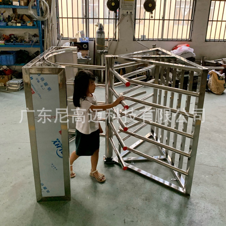 济源火车站出口单向门 湖北黄石高铁站单向梳状矩形门 不锈钢转闸